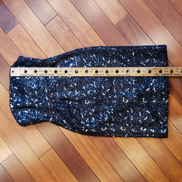 Banana Republic Black Sequin Strapless Sheath dress - Picture 3 of 10